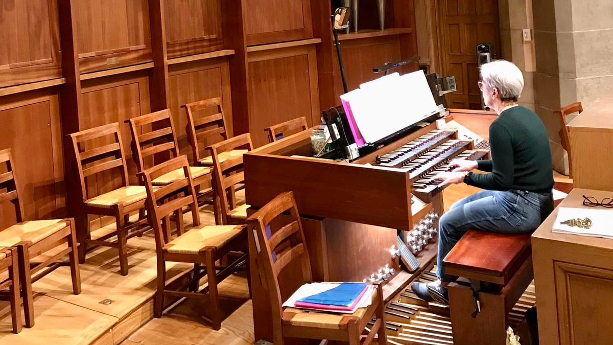 It’s such a joy to play with Michelle Kim! Here we are rehearsing for yesterday's concert with organist Julie Vidrick Evans and the Apollo Orchestra in Washington, D.C.