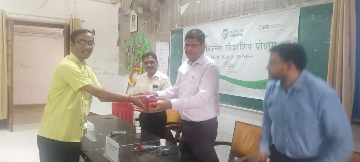 AmitavaRakshit3's tweet photo. #IncreaseFarmIncome Training of agronomists under @Bayer organized by @directoragbhu @bhupro to promote farming as a family business for viable and sustainable food and nutritional security with the support from @IFC_org 
@deanagbhu @VCofficeBHU @nstomar @icarindia @FAOKnowledge https://t.co/YB7qlLrSAE