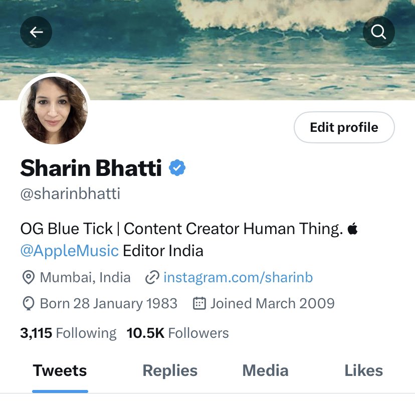 sharinbhatti's tweet photo. Wait did we get the blue back? But I didn’t pay for it. I’m very confused https://t.co/Ha78R3OQsb