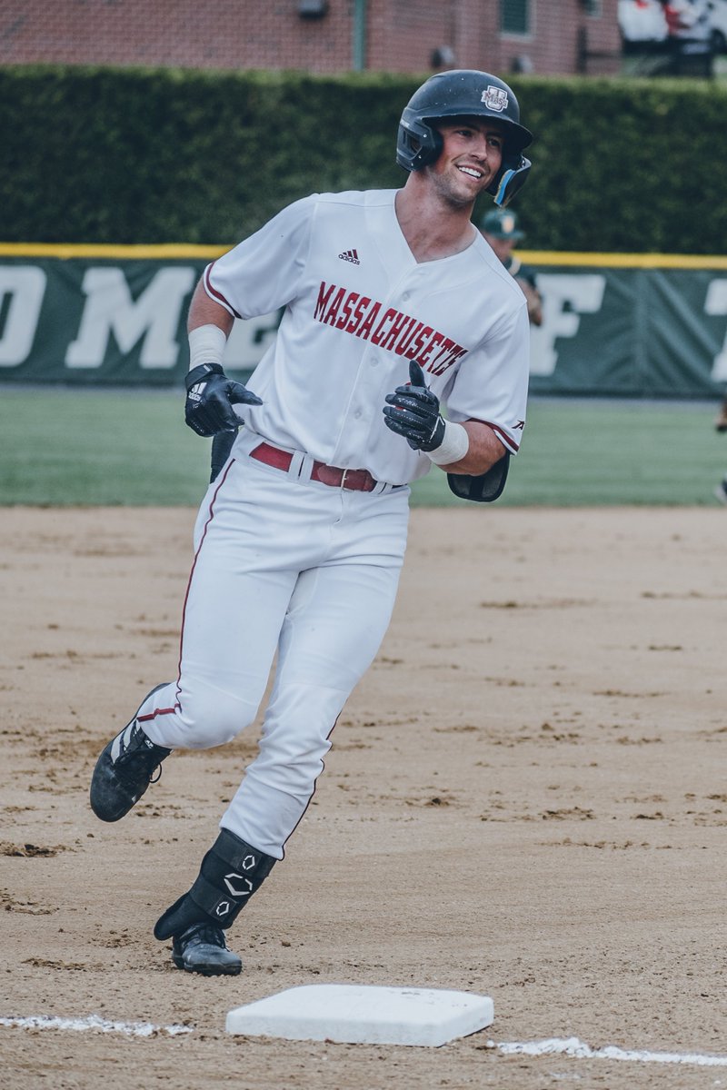 A 𝐇𝐔𝐆𝐄 congratulations to Nolan Tichy on being named a <a href="/CBNewspaper/">Collegiate Baseball</a> 𝐍𝐚𝐭𝐢𝐨𝐧𝐚𝐥 𝐏𝐥𝐚𝐲𝐞𝐫 𝐨𝐟 𝐭𝐡𝐞 𝐖𝐞𝐞𝐤!

📰 bit.ly/3NtxBll

#Flagship 🚩