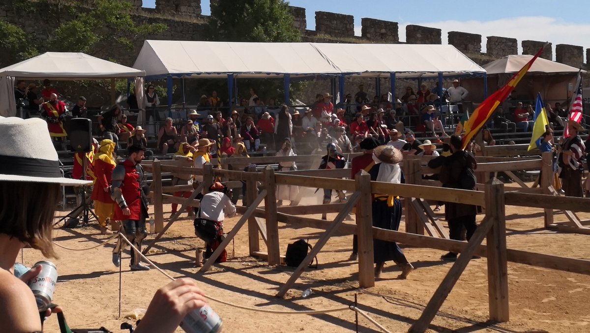 dacilmp's tweet photo. Mundial #combatemedieval #Castillodebelmonte https://t.co/KTUWrFeAq8
