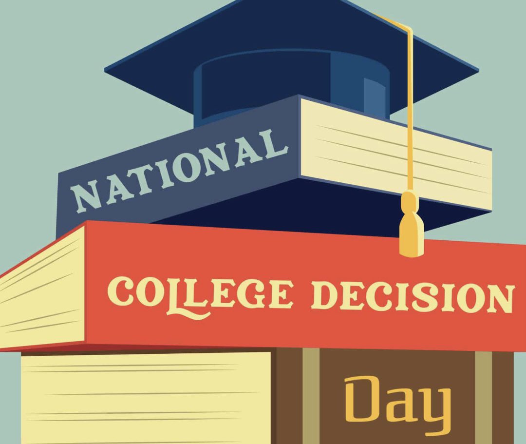 Happy National College Decision Day! Though Rosemont offers rolling admissions, today we celebrate the joy of commitment to higher education & are so excited to welcome in our future Ravens in the Fall!📚🎓 Don’t forget to visit our website to apply today.