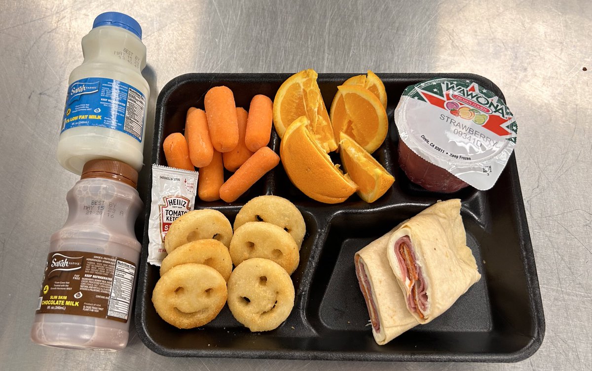 Good Morning amazing Buffaloes 🦬 for today’s Lunch we have Chicken Sandwich or Italian Wrap, accompanied with Potato Smiles 😊, Baby Carrot 🥕, Strawberry 🍓 Cup, orange 🍊, Milk and Ketchup. Hey, hey, here we go, let me hear you Buffaloes 🦬❤️💙#JCEbuffaloes #TeamSISD