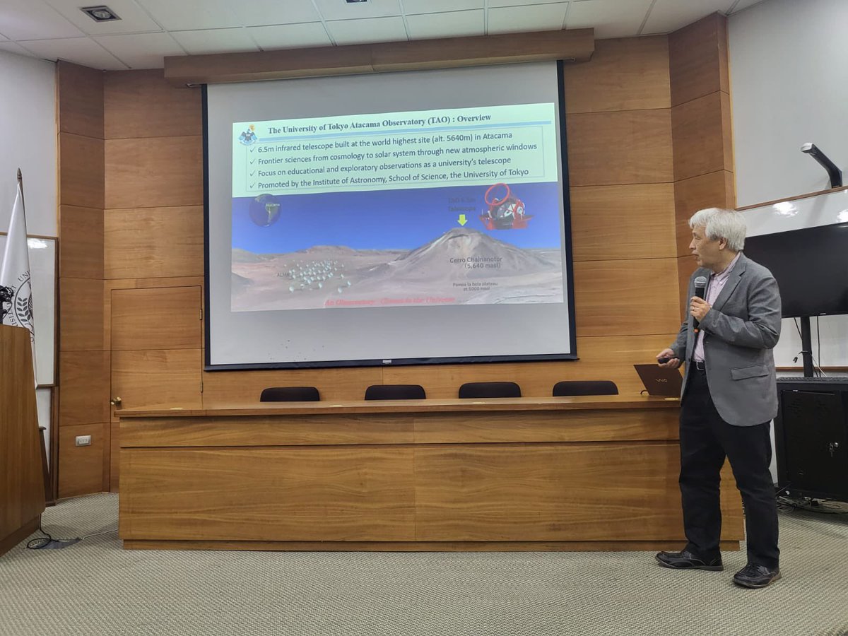 electrica_ucsc's tweet image. (NOTICIA).- Con una gran audiencia en su presentación final, culminó la visita del Doctor Takashi Miyata, donde nos explicó el avance y los desafíos del Tokio Atacama Observatory (TAO). 
@ucscconcepcion @UCSCIngenieria @Lab_Astro_UCSC (HILO)