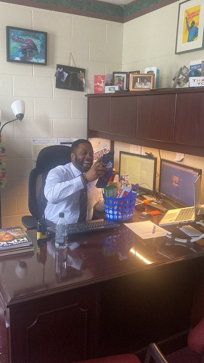 Deer Park Middle Magnet School tweet media