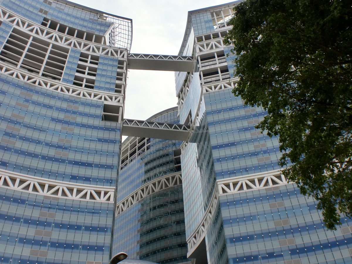 ARCHITECTURE

Fusionopolis Singapore 启汇城 #wander #singapore #onenorth #visitsingapore