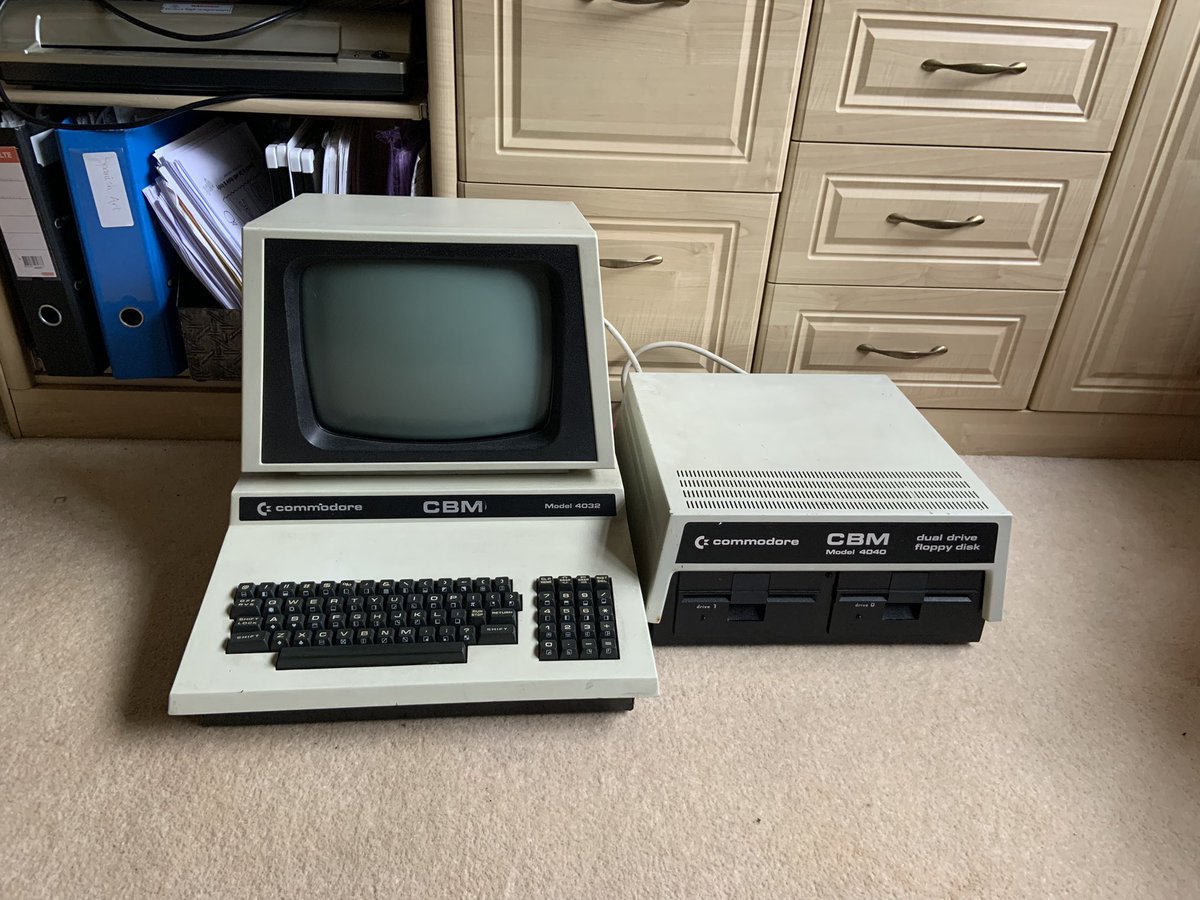 HomeMckee's tweet image. Proud owner of a dirty auld Pet. Now what ? #CommodorePet