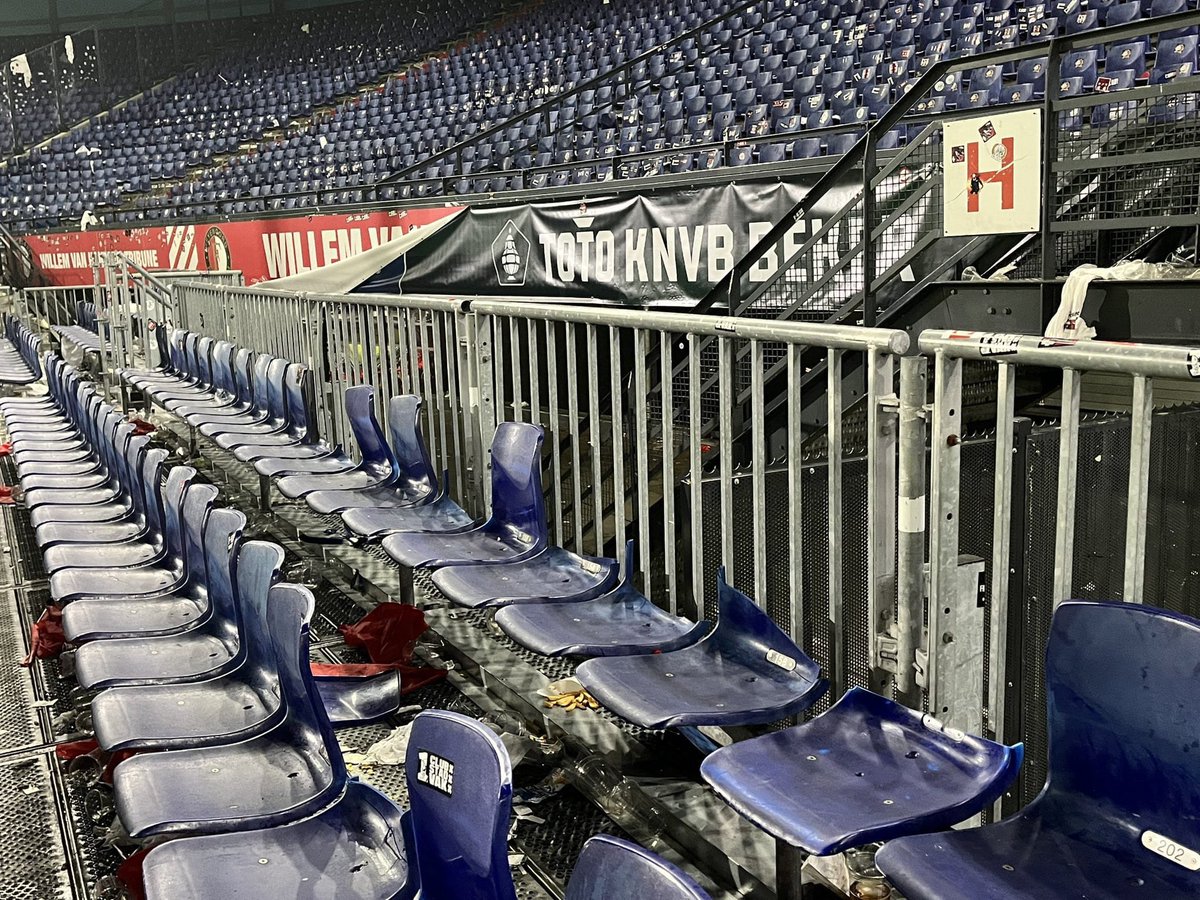 Football Away Days tweet media