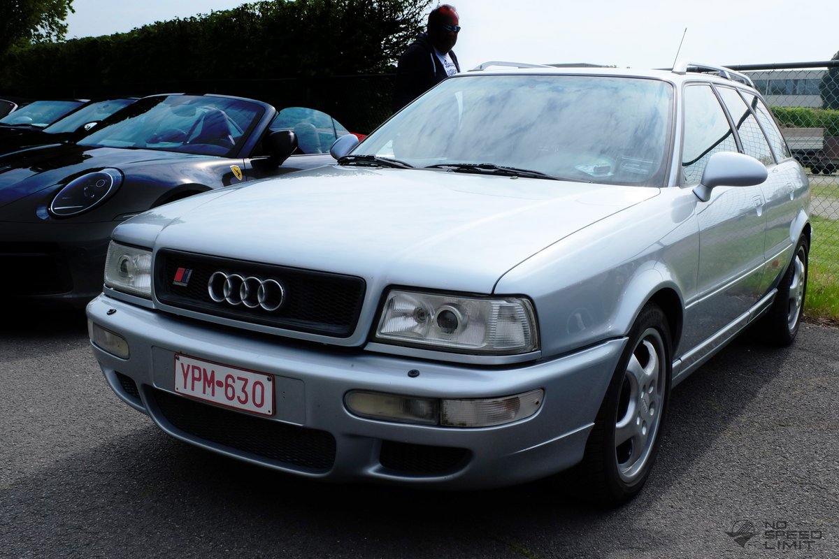 NoSpeedLimit_it's tweet photo. #turbothursday A rare #AudiRS2 #audirs2avant in need of some TLC ... #cultcar #straightfive #porscheengine #porscheengineering #madeinzuffenhausen #superestate #shootingbreak #engineporn https://t.co/vjgz3YaIsG