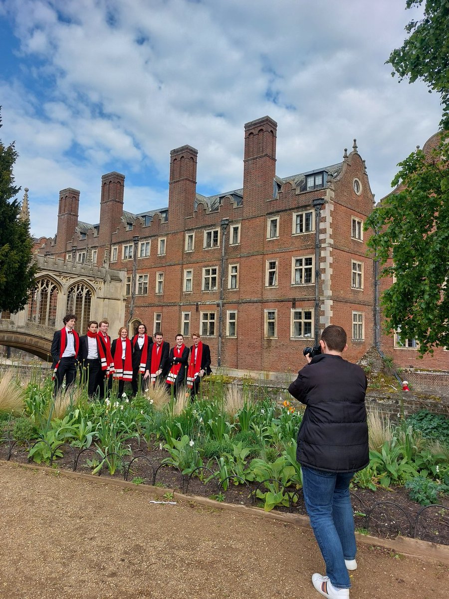It's photoshoot day here <a href="/stjohnscam/">St John's College, Cambridge</a> with the wonderful <a href="/nordincatic/">Nordin Ćatić</a> 📸