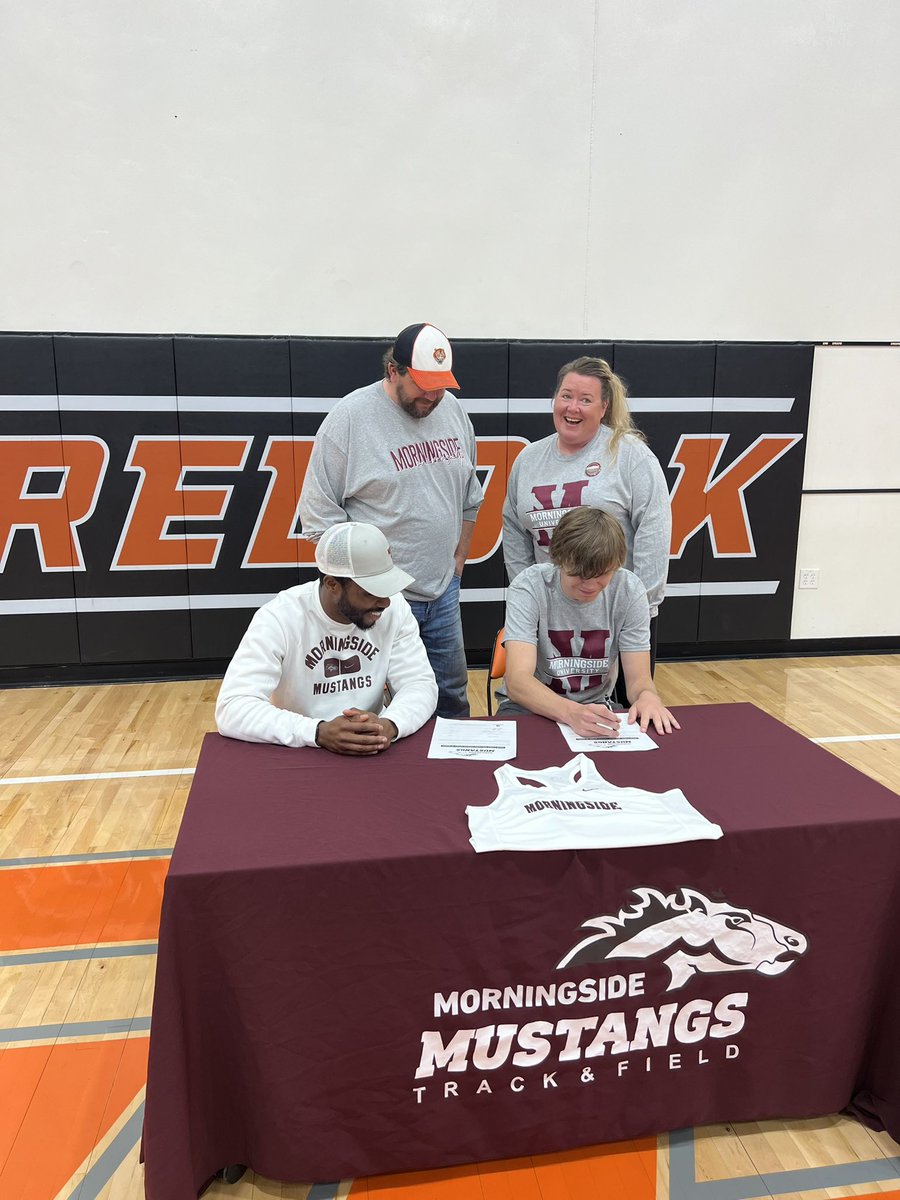 Very proud to say that I am committed to morningside! Thanks to all my coaches and friends for everything! #mustangs