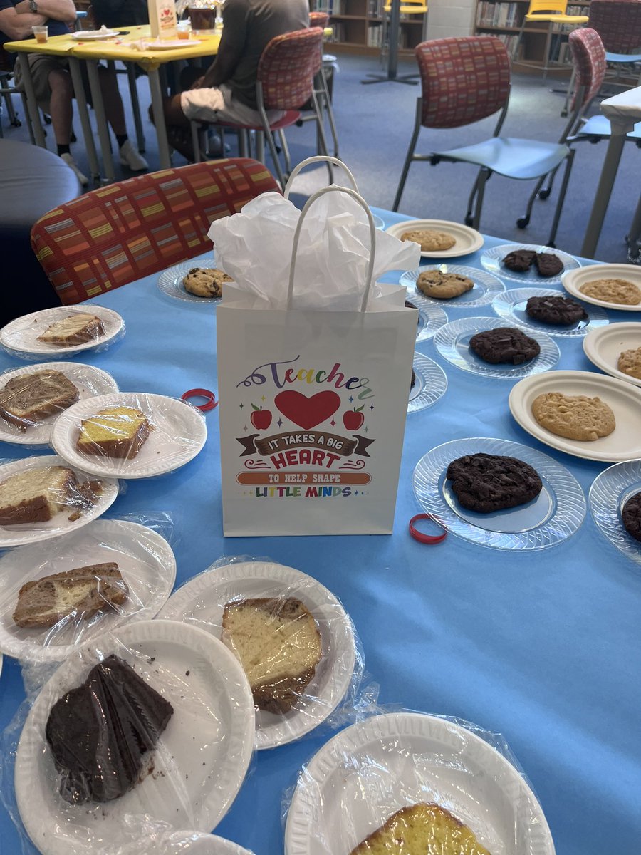 eastwakehs: RT <a href="/agep_/">Ms.Age</a>: Happy Teacher Appreciation Week. Pt 1 Partying all week long🥰🕺💃🏽<a href="/eastwakehs/">East Wake iTech and Design Magnet High School</a> Thank you for all you do!
