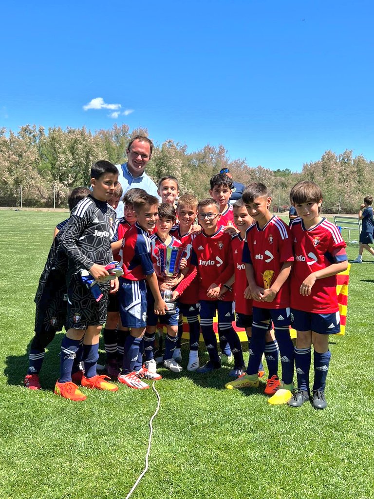 CDOliverUrrutia's tweet photo. 🏆 I TORNEO VILLA DE NOVILLAS (Categoría Benjamín).

@Osasuna
San Javier
@CDOliverUrrutia
@CDMurchante
@CDLourdesTudela

Gracias a tod@s los equipos participantes.

Una bonita mañana de fútbol en la localidad de Novillas.

Hasta la próxima 👋 https://t.co/sCJZKUzMIv
