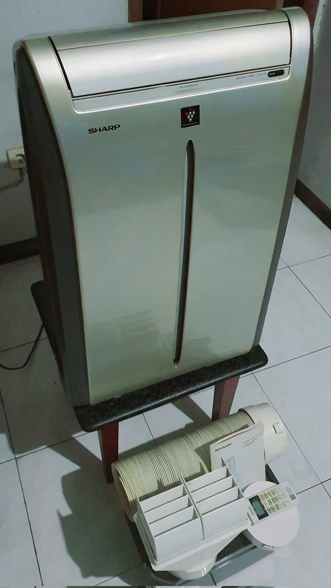 Dijual AC second #ACstanding #SHARP 1PK tipe: cv-p10tcy. (#airconditioner)
Fungsi:
• AC (perlu diservice+tambah freon)
• Plasmacluster
• Fan (alias kipas angin)
• Exhaust
Lokasi: #TanjungDuren #JakartaBarat
PS: harga akan naik jika suatu hari AC ini aku service & tambah freon