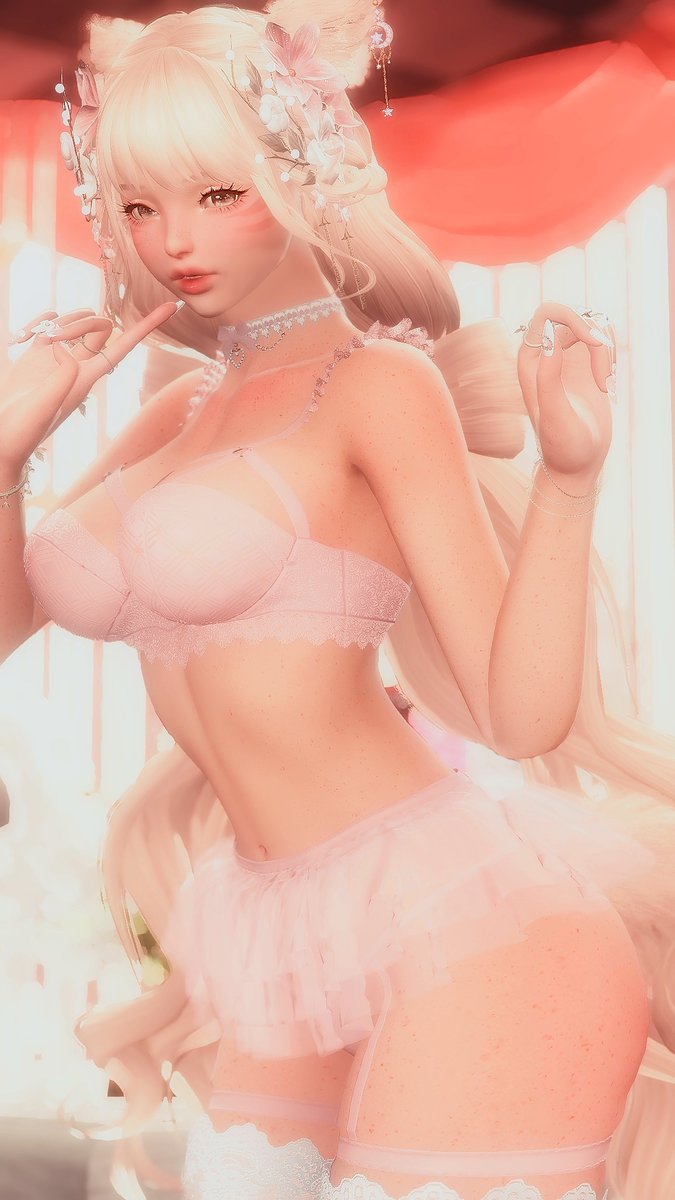 Frilly 💖✨
✿ #GPOSERS ✿ #EorzeaPhotos ✿ #miqote ✿ #roseminted ✿ #NeraSculpts ✿ #prayermods ✿