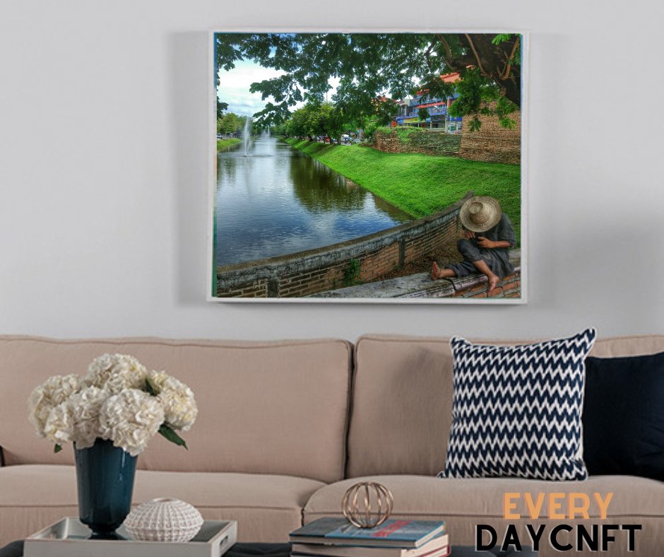 $ok_display tweet media