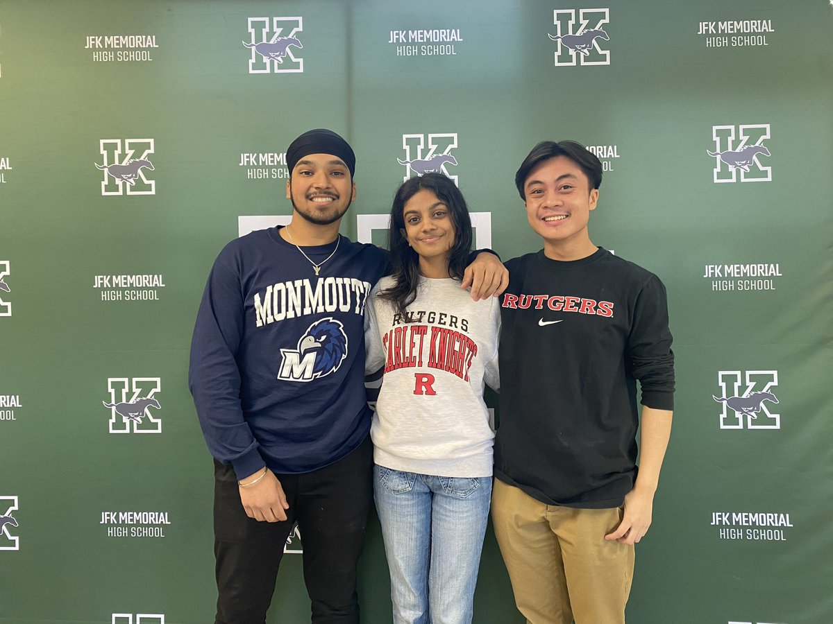 It's May 1st- Congrats to our seniors making their DECISION !!! Stop
by guidance and get your photo taken! Congrats
Seniors! #CollegeSigningDay
#NationalDecisionDay
#JFKMHSpride