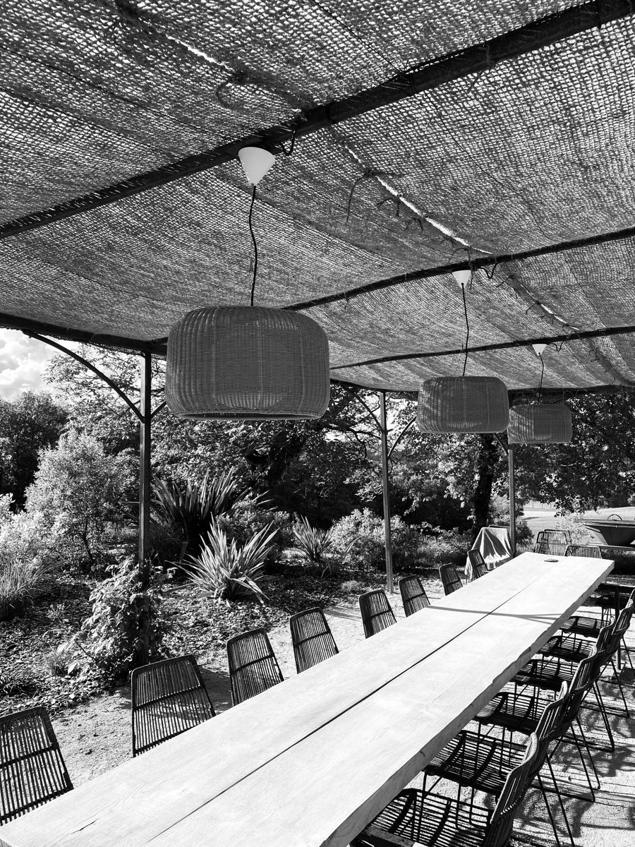 RLDilettante's tweet image. #LongTable #Gers #Lectoure #Occitanie #tourisme