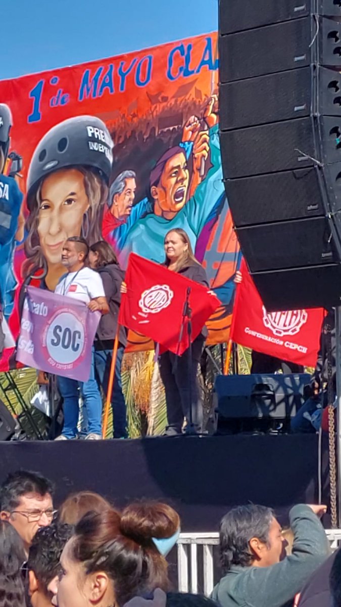 CepchC's tweet photo. La Confederacion CEPCH presente en la marcha de l@s trabajador@s, conmemorando un nuevo 1 de mayo clasista. https://t.co/3G9fW8yryD