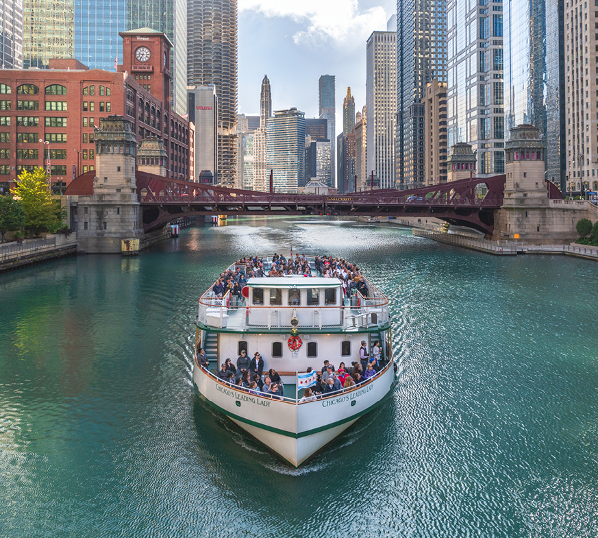 🎉We're honored to be nominated again for #USATODAY'S #BESTBOATTOUR 🎉  
Voting is open through 5/29. Vote daily & show #Chicago your love! bit.ly/41KtJRf #architecture #design #rivercruise #rivertour #boattour #boatcruise #Chicagotour #tourChicago #tourism #visitChicago