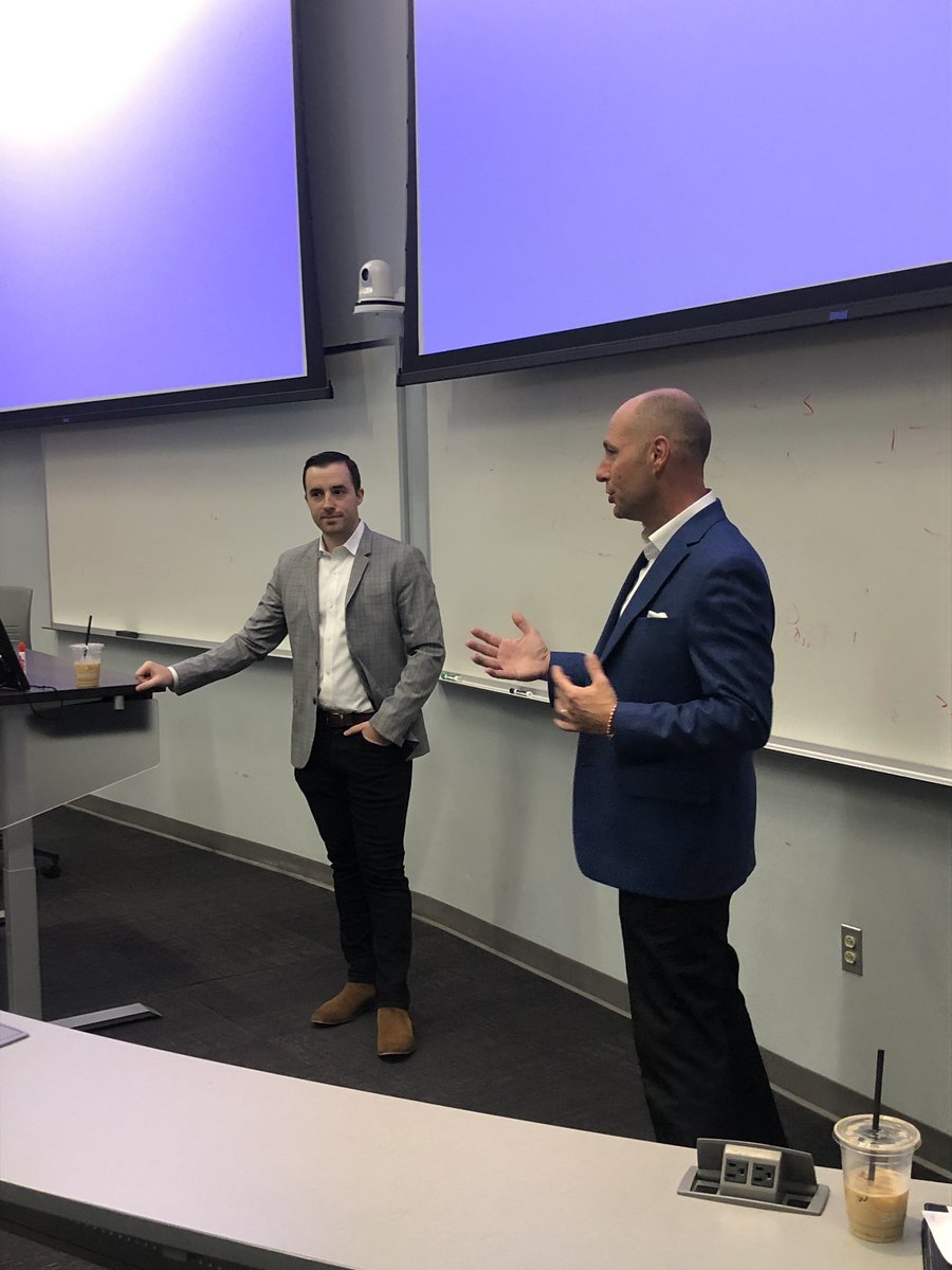 FoxDigitalMktg's tweet photo. As the semester comes to an end, we would like to thank Rodney Dixon and Jason Eccleston for joining our 2pm section. Students got to learn about their experiences as an Advertising Sales Executive and Director of Performance Media. @foxschool https://t.co/Um2u01h5FZ