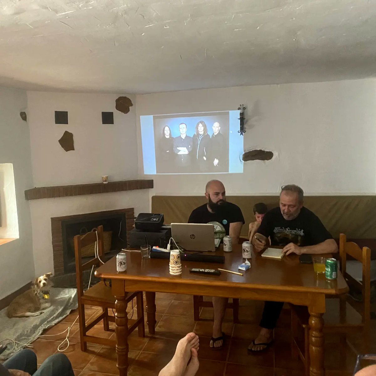 MNubladas's tweet photo. Análisis literario músical Blind Guardian y el Silmarillion en la #mereth #tarninausta organizada en Málaga por los smiales El Poney Pisador, Brandivino y Amón Hen.
¡Muchas gracias a las personas que han trabajado para hacerlo posible! https://t.co/Yk8LXRbLWx
