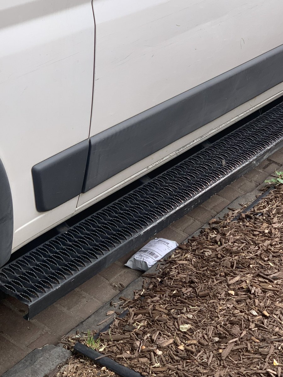 joshscott's tweet image. How do you all plan on delivering this package? @USPS (btw I did pick it up).