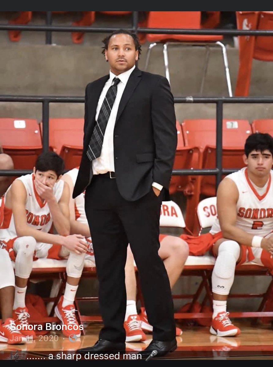 Guess who’s returning to Sonora ISD !!! Our #SharpDressedMan and Head Basketball Coach Darian Evans. Great Classroom Teacher( Math) as well as all around nice person. @Coach_D_Evans