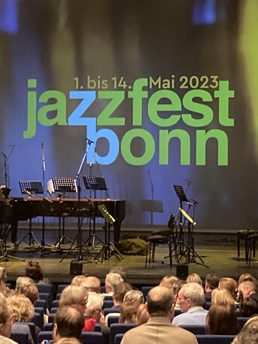 It‘s getting started. Two weeks of world-class jazz. Thankfully, in brief performances, two each evening