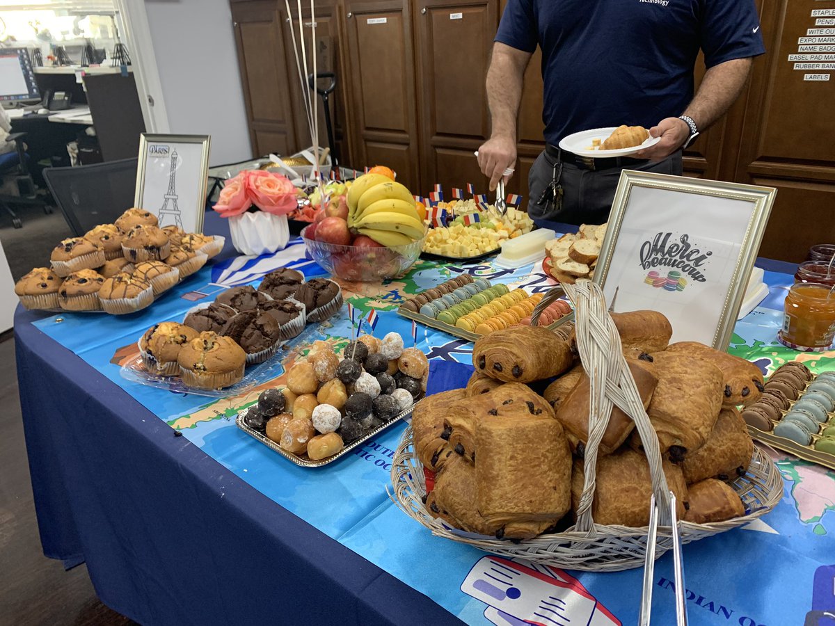 Thank you to our <a href="/NBParentAssoc/">NB-PA</a> for always making us feel special. It’s a great day to be an <a href="/NBPSEagles/">North Broward Prep</a>