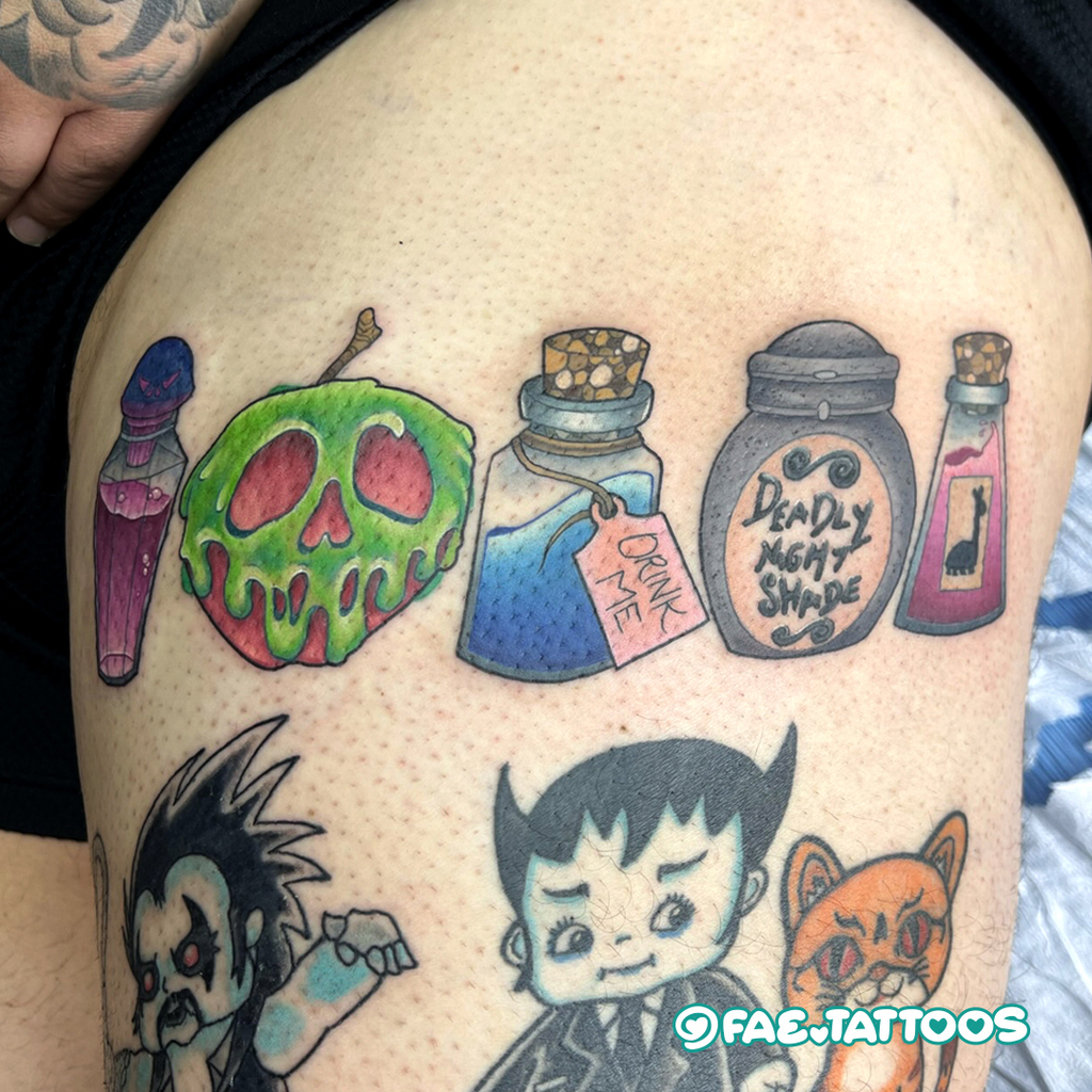 WeirdInkSociety's tweet photo. Disney potions by the lovely Jordanne Le Fae! 🖤
.
Fill out an Artist Choice consult form with @fae.tattoos for your next one by clicking the link in bio! 😍
.
#disneytattoo #disneytattoos #disneypotions #potionbottletattoo #neotrad #colortattoos #weir… https://t.co/KK0T2fH0l6 https://t.co/hkysMRrfVu
