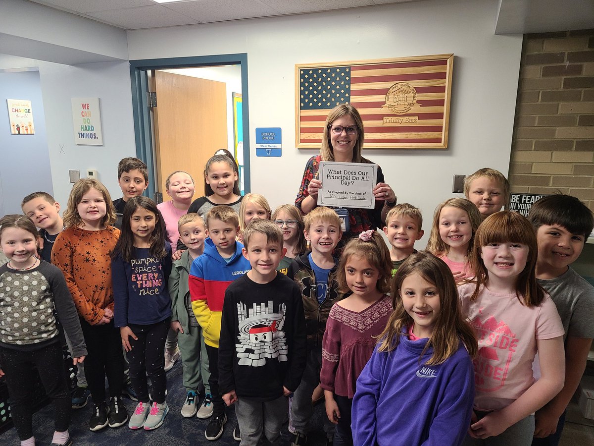 mrslape's tweet photo. Happy School Principal Day to Mrs. Benz! @MrsBenzEastElem @TRINITY_MLUCAS https://t.co/rHJQt9CBQI