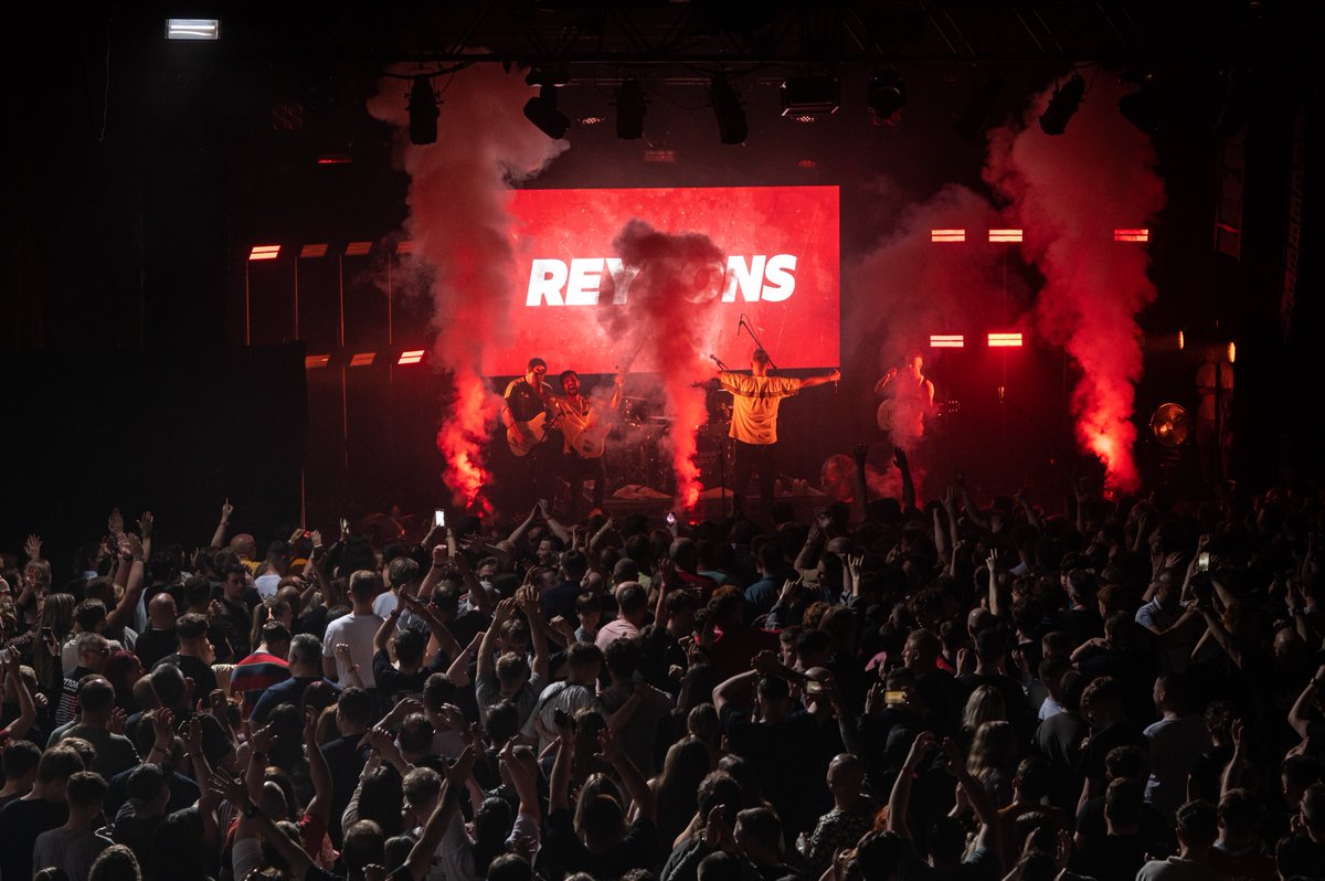 SoundCity's tweet photo. One of the most memorable headline sets we've ever had from @TheReytons on Saturday 🎉

📸 - @jazaminsinclair  

#lsc23 #thereytons https://t.co/Xryb0M0QmB