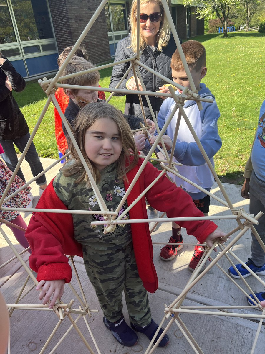 DrHydrogenHC's tweet image. Amazing fourth grade architecture assembly today! Thank you @HVEFtweets !! @HopewellES @HVRSD #STEM
#STEMeducation