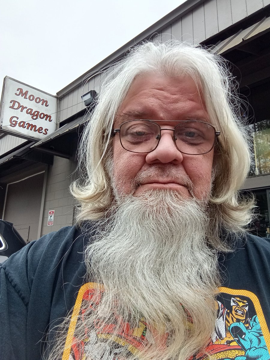 MichaelBacalzo's tweet image. About to do #NerdThings @MoonDragonGame5 #Battletech #DnD