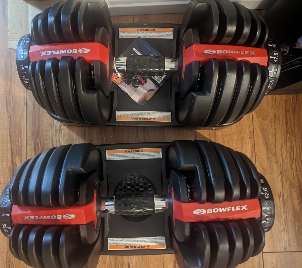 WerewolfBlas's tweet photo. Hello beauties! 🤩💪🤩💪
#pumping #workoutmotivation #dumbbellworkout #bowflex552 #muscleup https://t.co/PoG7nksZDC