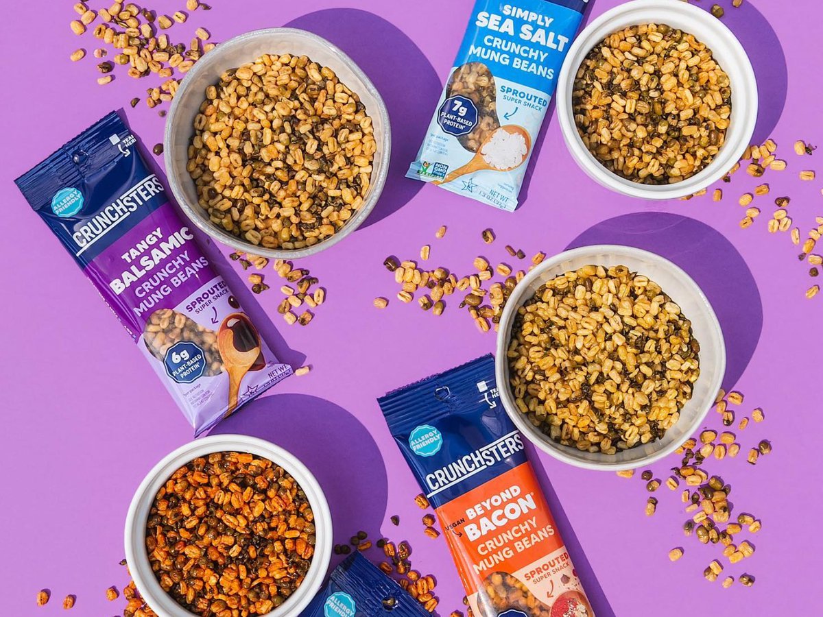 treatspotfree's tweet photo. Crunchsters are the great tasting savory snack that fills you up in a good way! Packed with protein, minerals and prebiotic fiber to satisfy your cravings with real nutrition 😋  Can't wait? Use this coupon code for 20% Off: Crunchsters20 https://t.co/GBNBcJSFx5 https://t.co/jY9FbHVxuc