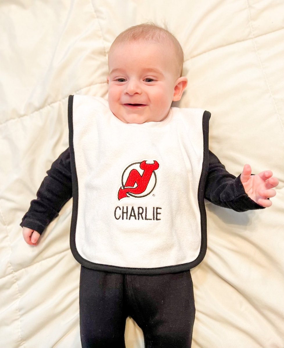 jerseylaur's tweet photo. Let’s go devils! ❤️🖤 @NJDevils @PruCenter @News12NJ #NJDevils https://t.co/IpftccIrgu