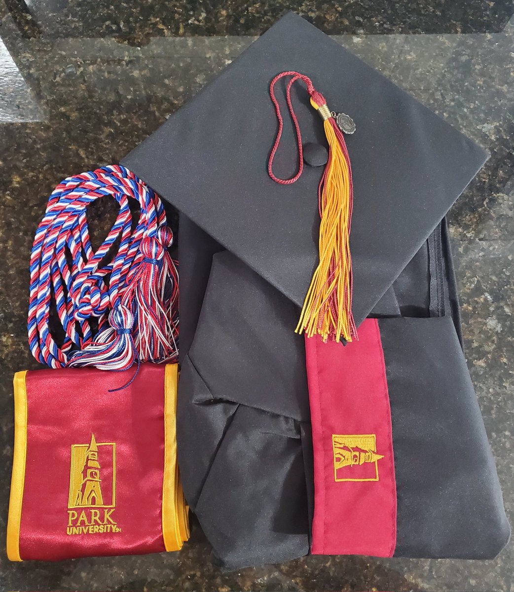 1stSgt_Jroc's tweet photo. So this arrived today! LFG!! 🫡🇺🇲🇪🇨
#USMC #CryptoMarine #NFT #ETH #ParkUniversity #CollegeGrad #NFTCollector #WorkHustleKill #MondayMotivation #MondayVibes #MotivateMe https://t.co/sIsnlAOhj4