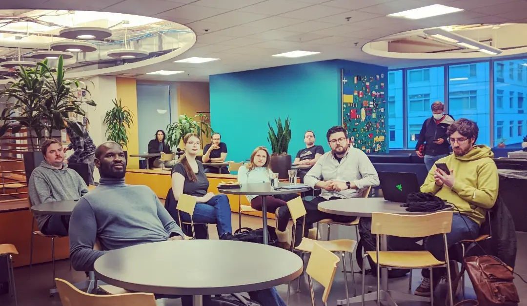 CodeForBoston's tweet image. 💻🍕 We're hybrid this week! Register now to join us tomorrow night in-person or online! We have innovative civic tech projects for you to choose from or you can work on your own. Just join us! 🔗 Link in bio.
#nonprofit #volunteer #codeforboston #bostontech #civictech @cicnow