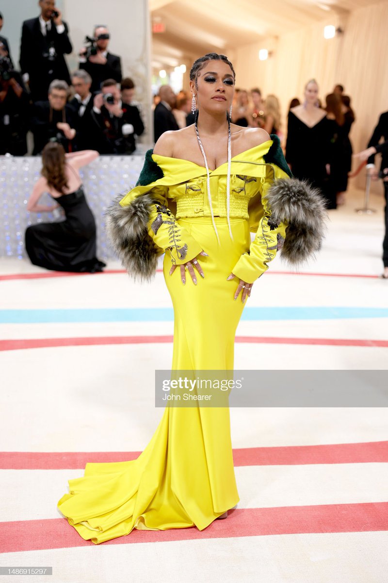 2015smetgala's tweet photo. Ariana DeBose #MetGala https://t.co/zlHHJwK0zk