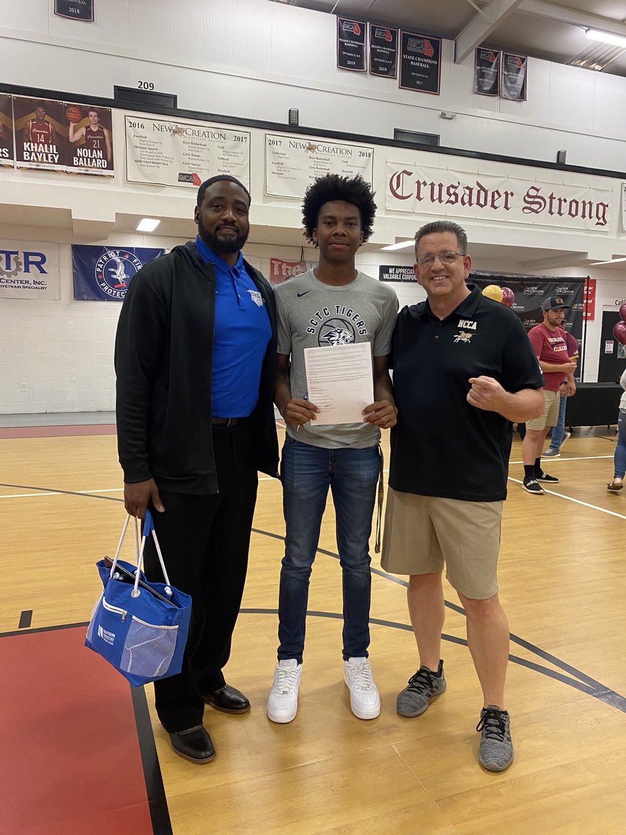 Buck Hunter tweet media