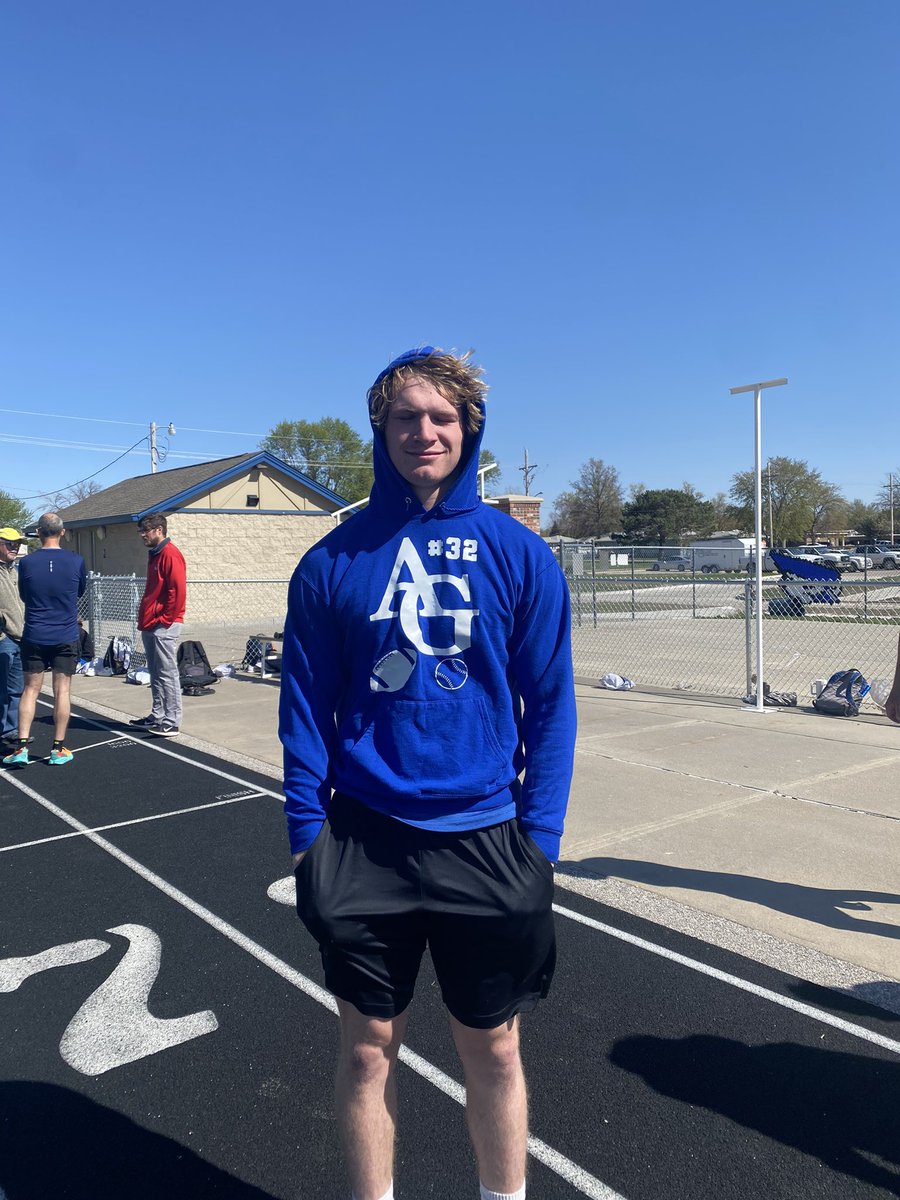 TrackAG's tweet photo. BLUEJAYS OF THE MEET
Conference: Lauren Gerdes was conference champ in HJ, also tying the school record (5-4). Alivia Pike was champ in pole vault. Nate Upton was champ in 100 and 200. Ty Beetison was champ in pole vault and runner-up in HJ. Congrats to these Bluejays! https://t.co/REwnYMEHfb