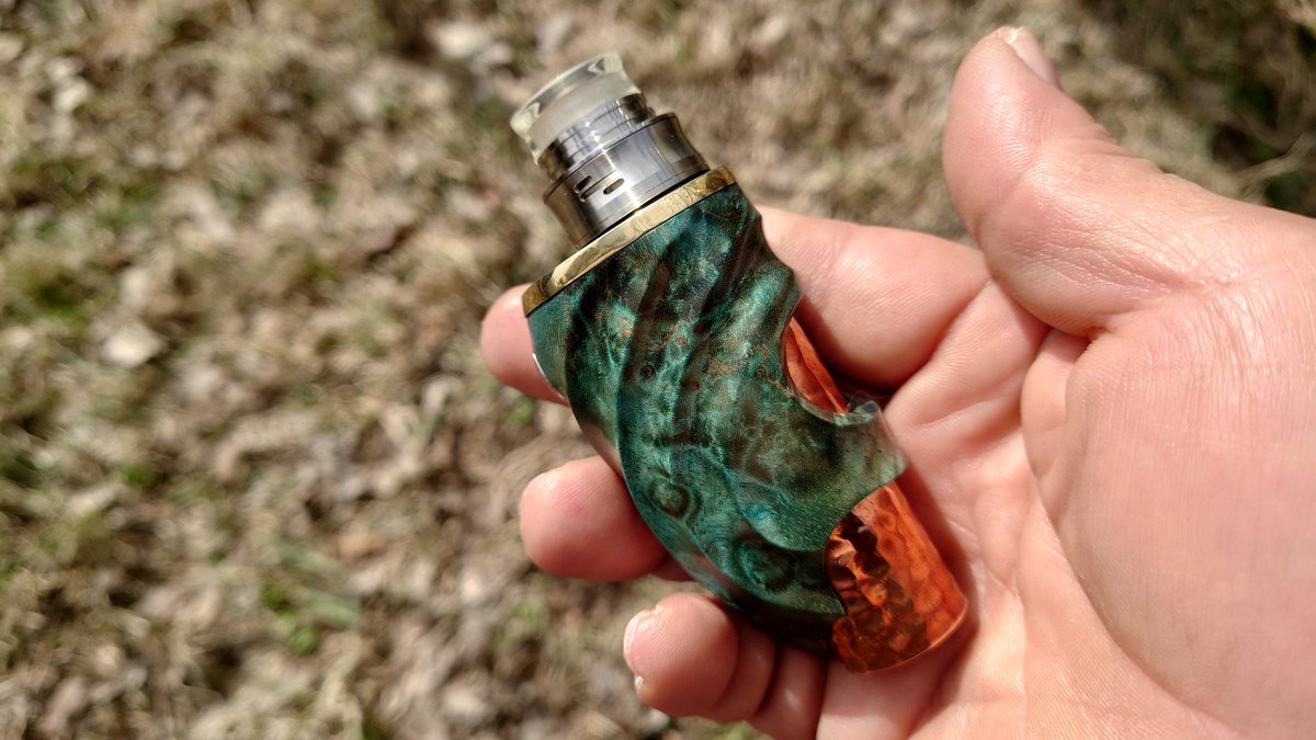 CebrjowHwScHCkj's tweet photo. 皆さん、おはよっチェ😆👍今日も宜しくご安全に🙇💦#LKC #Nero V3 Final form mod + #VERTEXJr V2 RDA 24mm😋💦 #VAPE #vape好きな人と繋がりたい #VAPE好きと繋がりたい #VAPE初心者 #LowkeyCustoms #iamlowkeycustoms #Stabwood #LovePinoyVapingGears https://t.co/SsCJ5NOeho