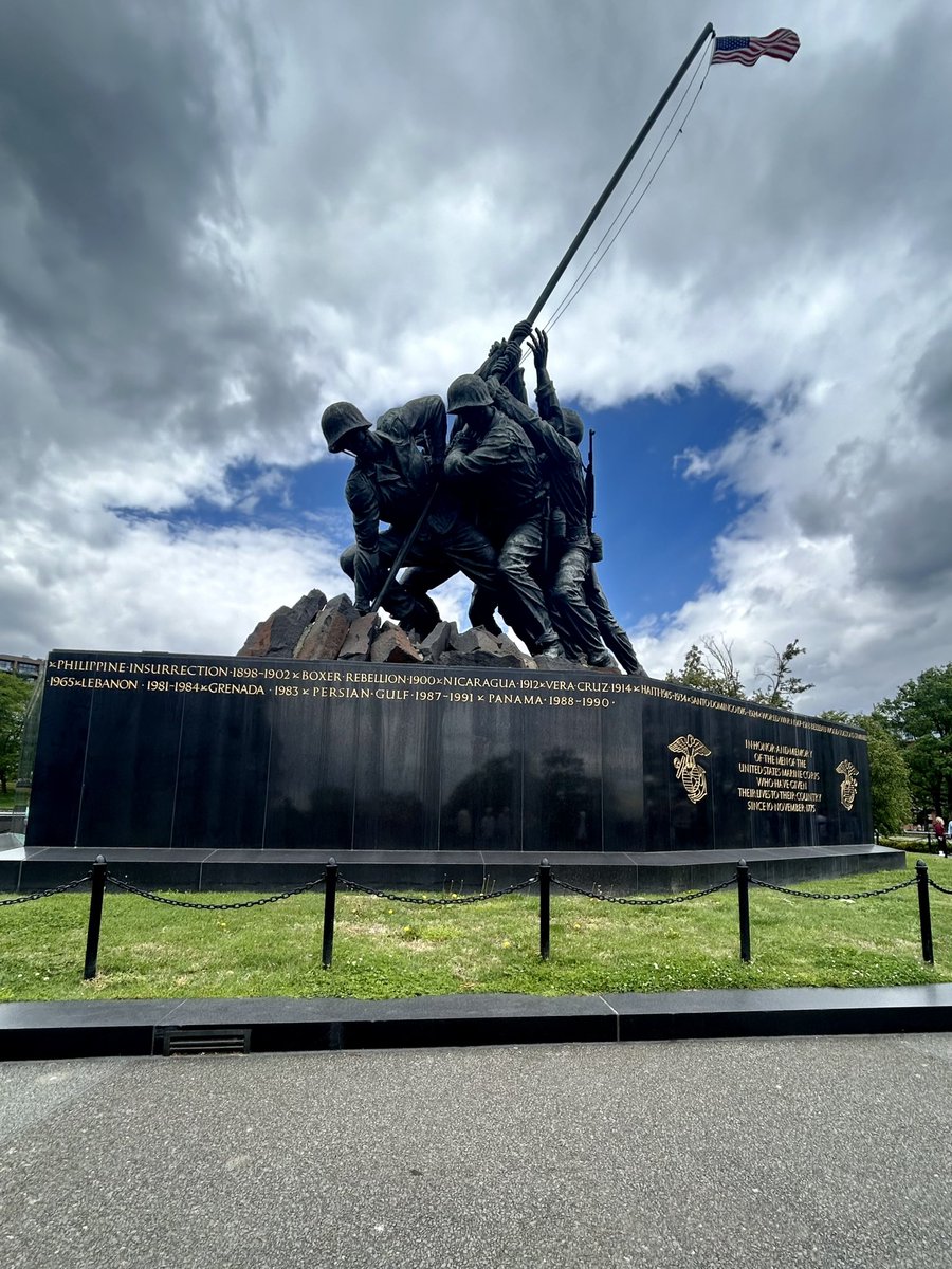 Claggett and Bus #4 are checking out the Iwo Jima Memorial #WashingtonDC #8thgradeDCtrip <a href="/ClaggettMCS/">Claggett MCS</a> <a href="/KaufmannMr/">Mr. Kaufmann</a>