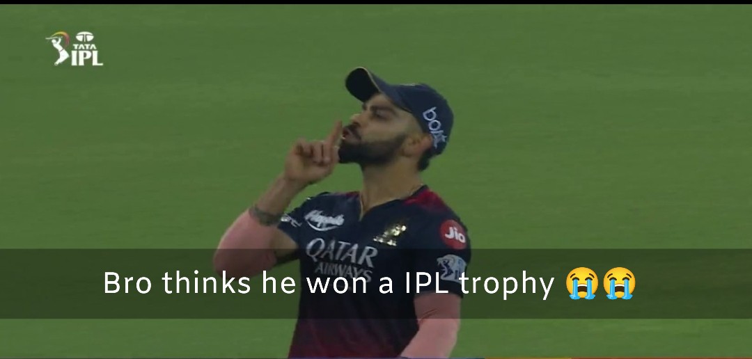Tejareddy045's tweet photo. 2 ipl cups                            15 tea cups https://t.co/eVL3W4nK42
