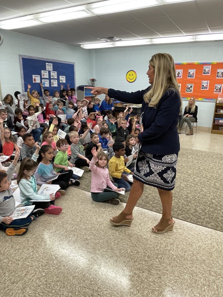 BCTitans's tweet photo. Superintendent, Mrs. Wheeler, shared her love of reading with K-4 Big Creek students today & gifted each with a copy of the book! Thank you @BCSDWheeler! @BereaCSD #AlwaysBeATitan #ReadingRocks #LeadingWithLiteracy https://t.co/ZSNo2TYkgZ