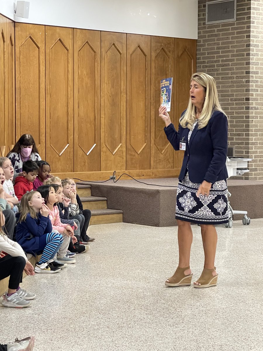 BCTitans's tweet photo. Superintendent, Mrs. Wheeler, shared her love of reading with K-4 Big Creek students today & gifted each with a copy of the book! Thank you @BCSDWheeler! @BereaCSD #AlwaysBeATitan #ReadingRocks #LeadingWithLiteracy https://t.co/ZSNo2TYkgZ