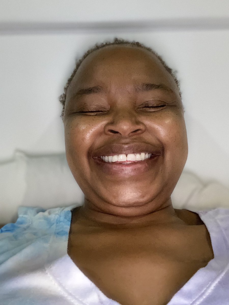 My DOUBLE CHIN and I bid you a good night, beloved Queens! 🤣 Today’s highlight, the execution of my 9th Radiation Treatment. A Queenly reminder, “You never know where a blessing can come from.” - Teena Marie. ❤️ Peace. Passion. Positivity. #TerminallyFree #ZolekaMandela