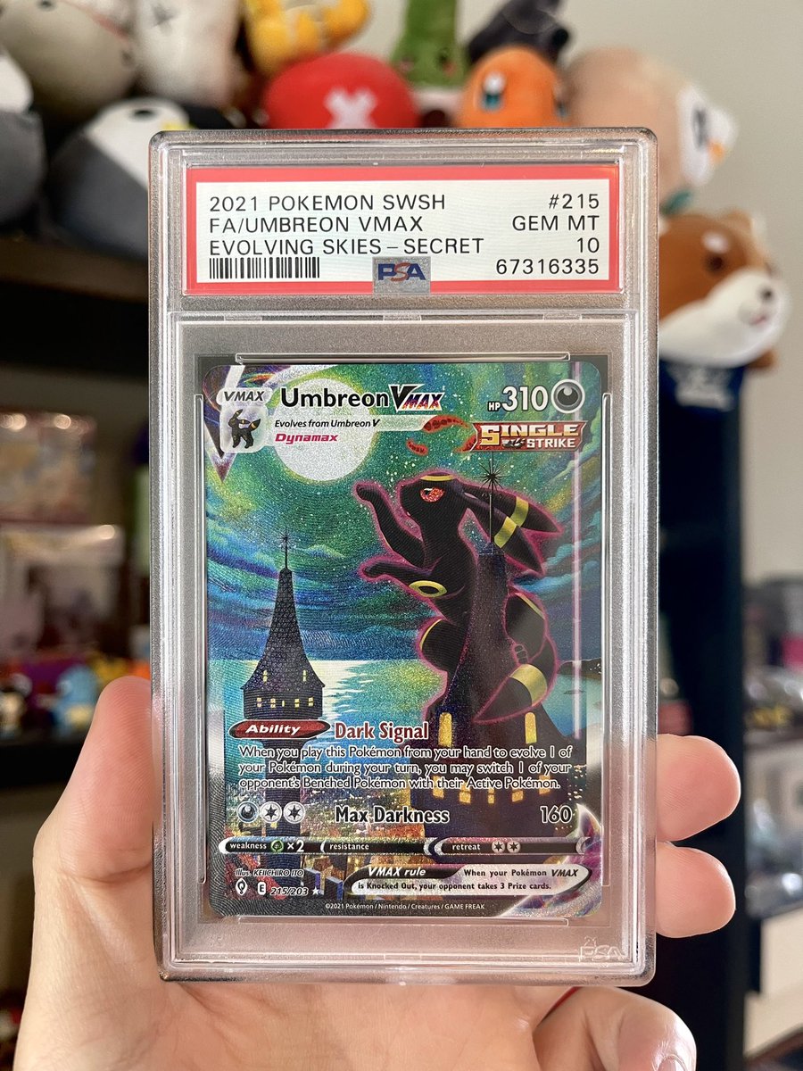 pdc_adrian's tweet image. 🥞 Moonbreon x Giratina Waffle 🥞 

Two modern grails duking it out for victory.

🏆 Moonbreon Alt Art PSA 10
🏆 Giratina Alt Art PSA 10

$5 / 335 💺 

5 spots gifted 🎁, just RT and follow us!

2 winners.  First pick gets to choose which grail they take home 😎